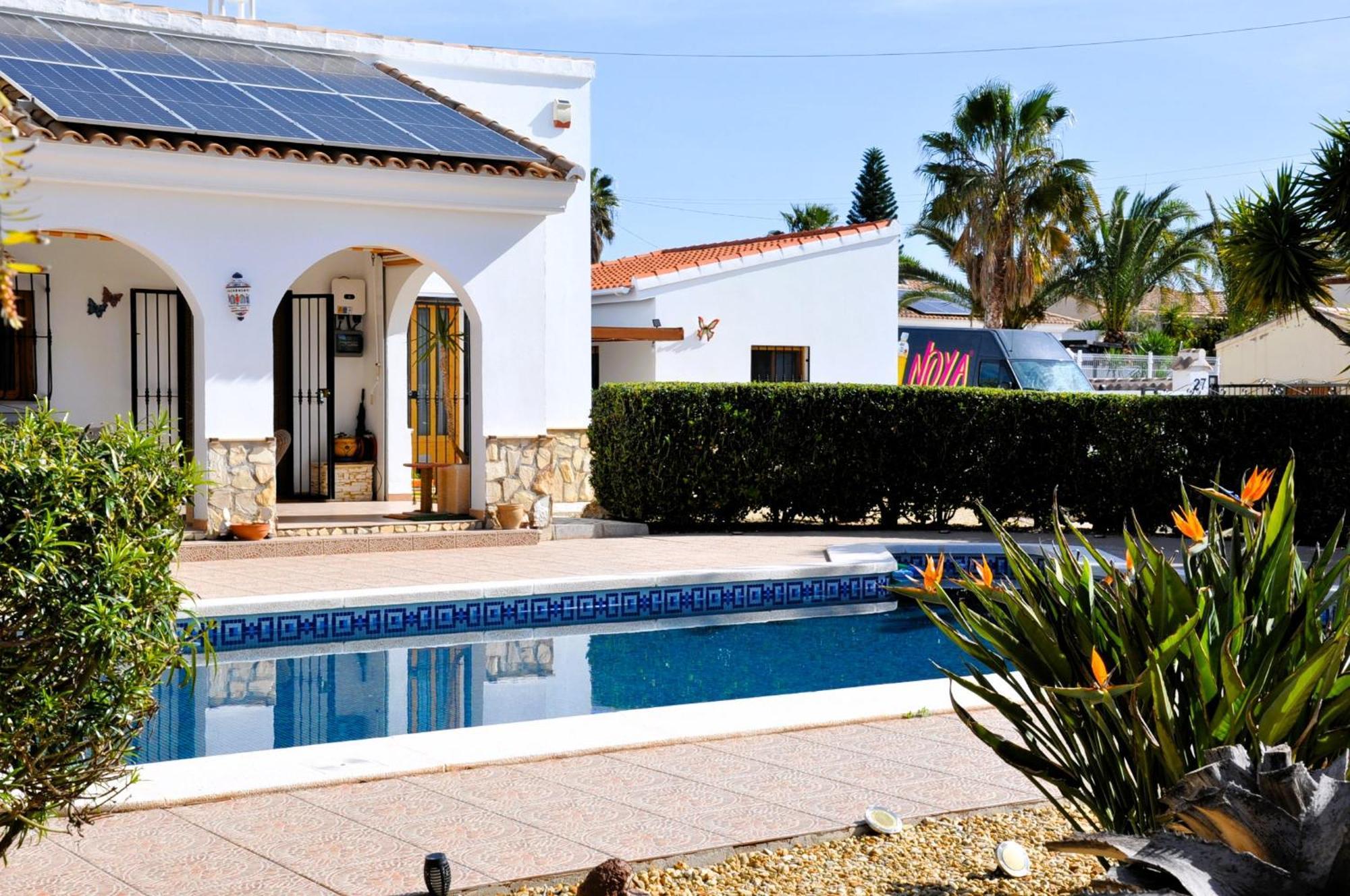 Casa Sol Y Luna Arboleas Екстериор снимка
